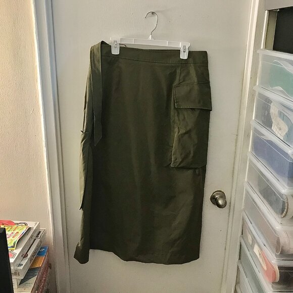 Women's Asymmetrical Army Green Skirt - Size XXL (NEW without TAGS) - Picture 5 of 7